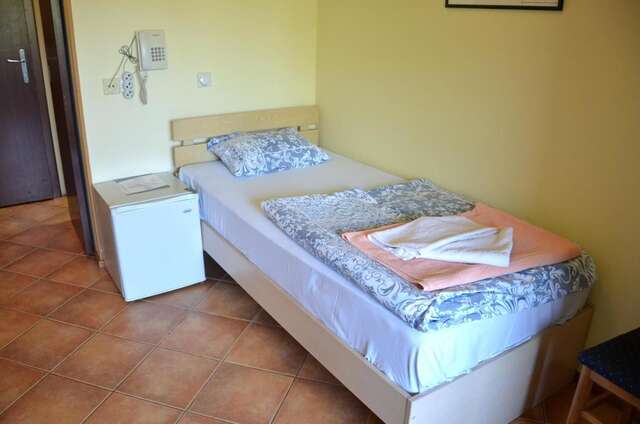 Отель Hotel Pelikan Вирпазар-39